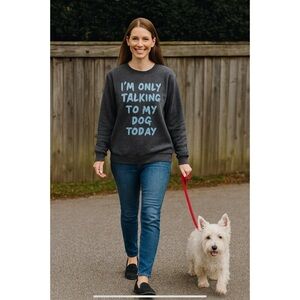 NWOT SWEATSHIRT NOVELTY DOG FLEECE LINED COMFY CASUAL STREETWEAR NO TAGS SM